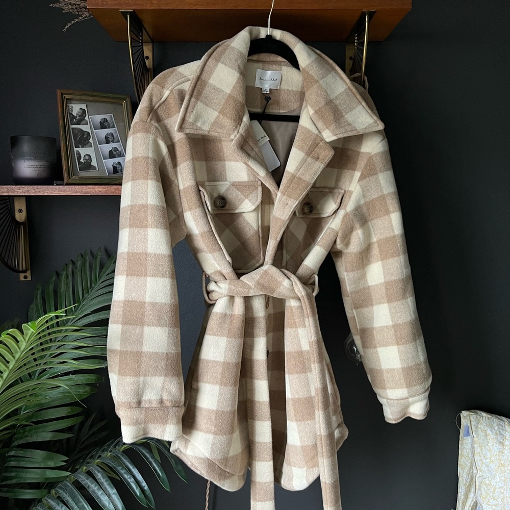 Line & dot Harrison belted jacket